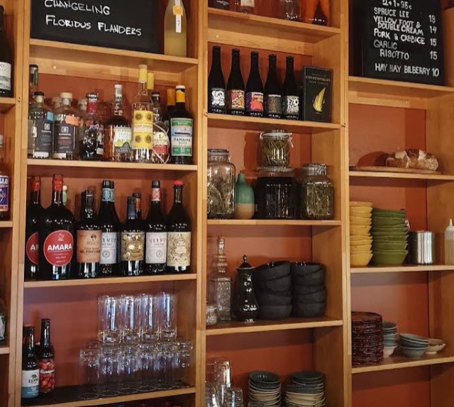 dog-friendly wine bar Tampere