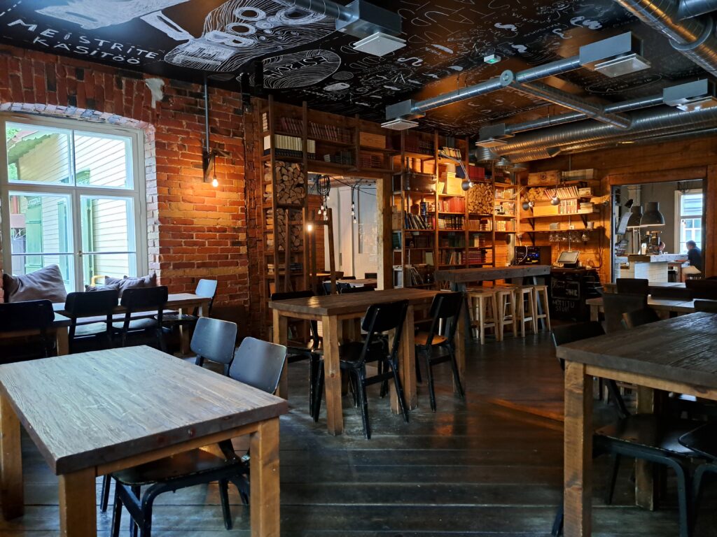 dog friendly gastropub Tallinn